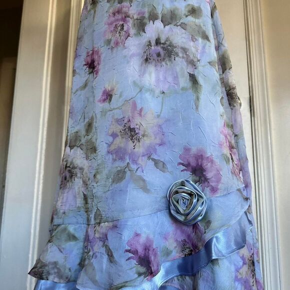 Fairycore blue and lilac floral midi skirt with ruffles and rose detail, Size 10 - Picture 6 of 8